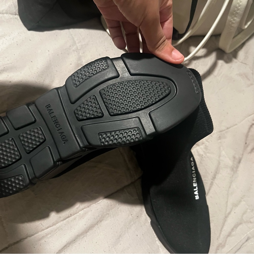 7.5 women size Balenciaga shoes *good condition never wore. - Picture 3 of 3